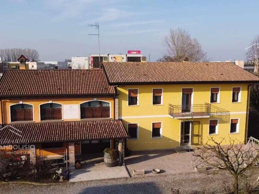 Rustico / casale a Mogliano veneto - Foto 2