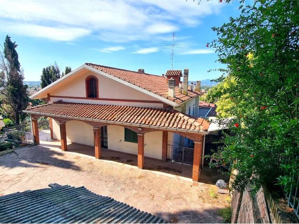 Villa a Santarcangelo di romagna in Via Cupa, 21 - Foto 2