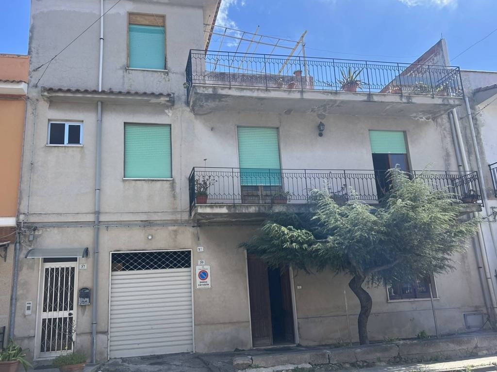 Appartamento a Milazzo in Viale Antonio Gramsci, 37 - Foto 2