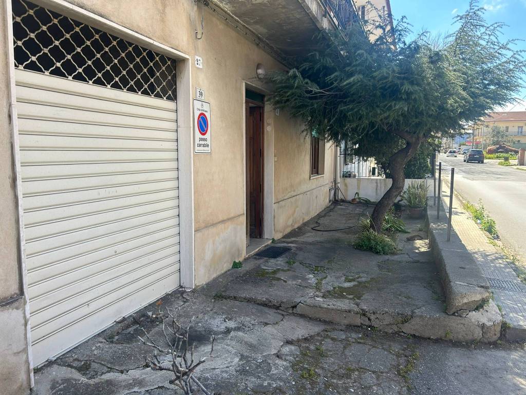 Appartamento a Milazzo in Viale Antonio Gramsci, 37 - Foto 3