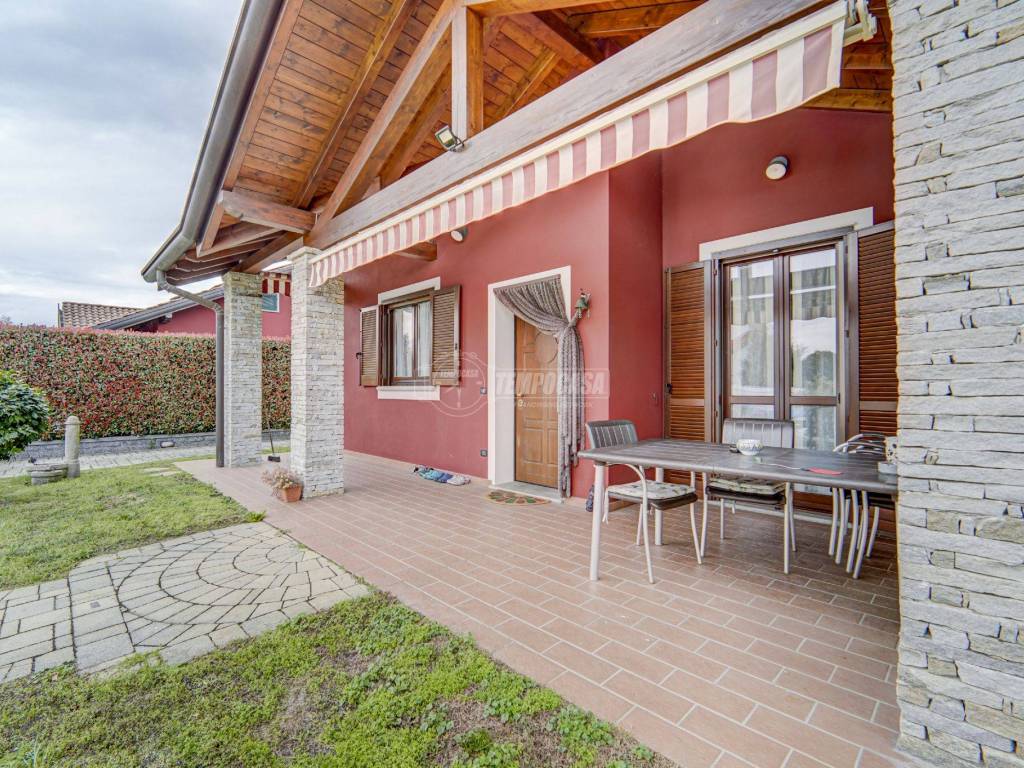 Villa a Agrate conturbia in Via Monterosa - Foto 4
