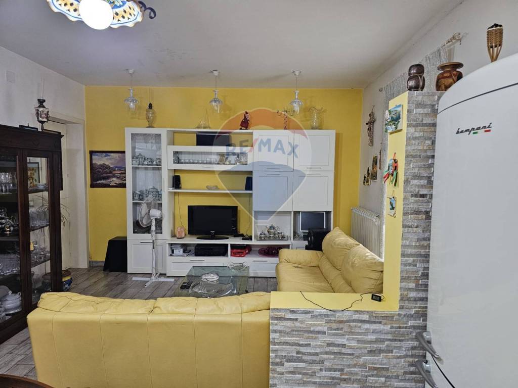 Casa indipendente a Ragusa in Via 2 giugno 1946, 7 - Foto 2