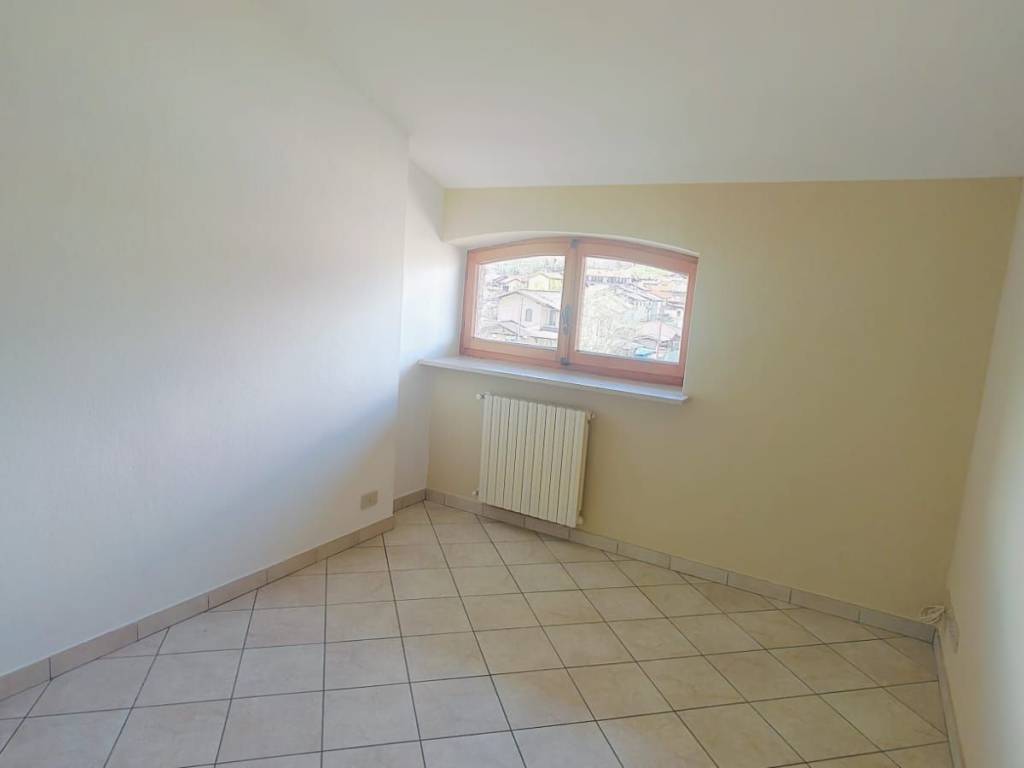 Attico / mansarda a Bernezzo in Via Valdrame, 28 - Foto 4