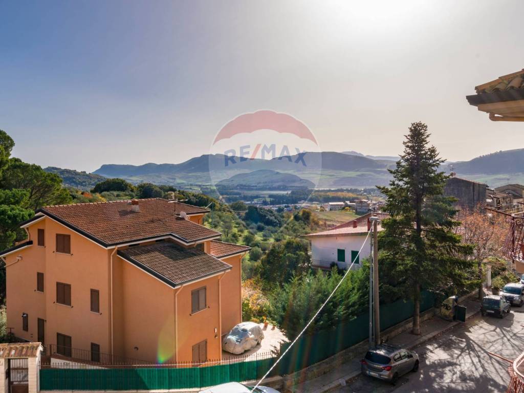 Appartamento a Piana degli albanesi in Via Francesco Crispi, 196 - Foto 2