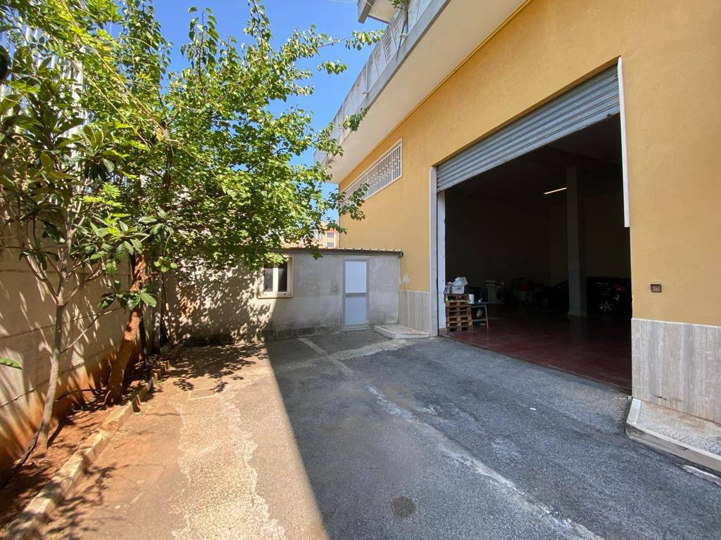 Immobile a Fasano in Via dell'Industria, 106 - Foto 2