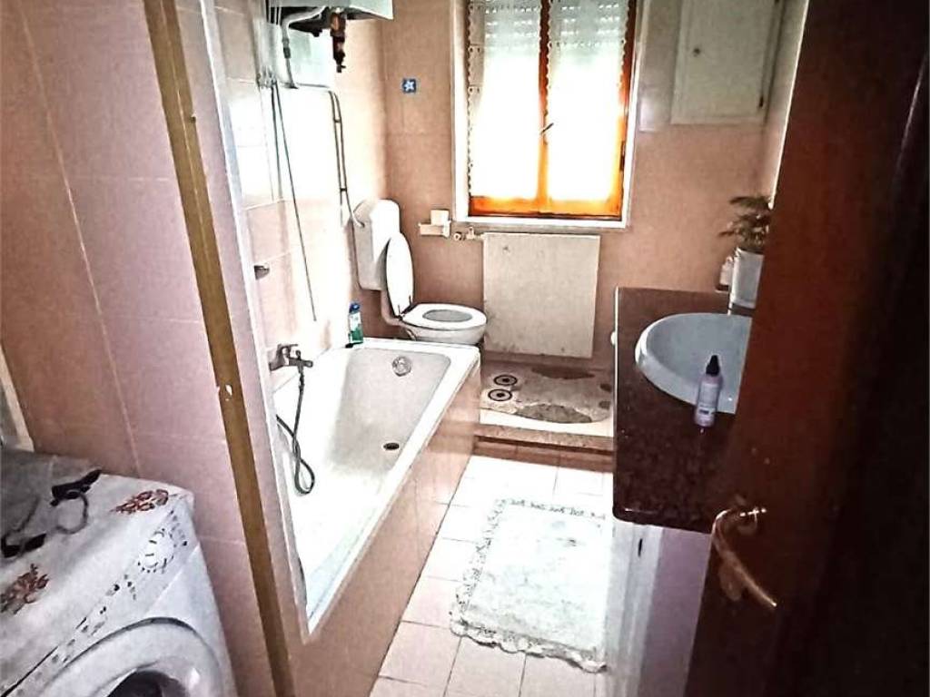 Appartamento a Alessandria in Via Penna, 32 - Foto 4