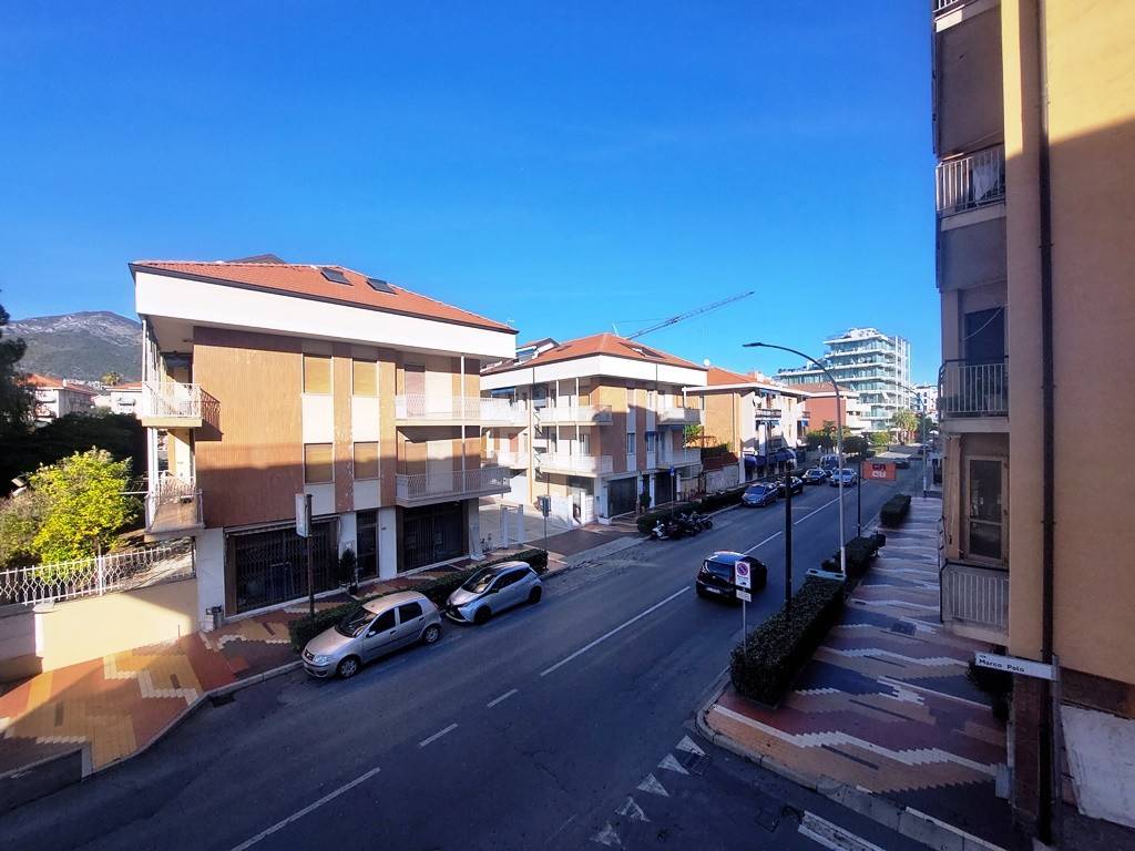 Appartamento a Loano in Via Aurelia, 279 - Foto 2