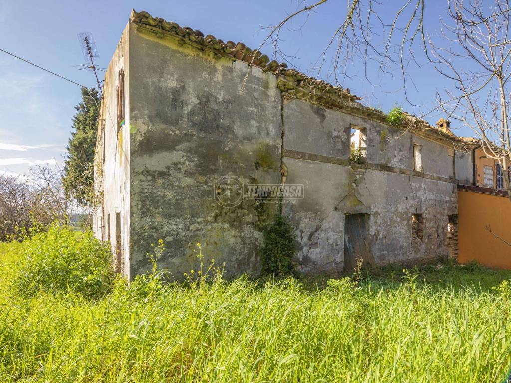 Rustico / casale a Sirolo in Via Piani d'Aspio, 9 - Foto 2