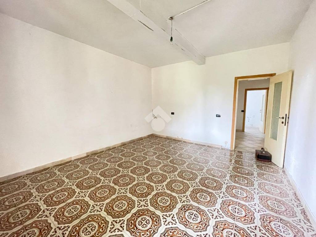 Villa a Besano in Via I. Volpi, 40 - Foto 3