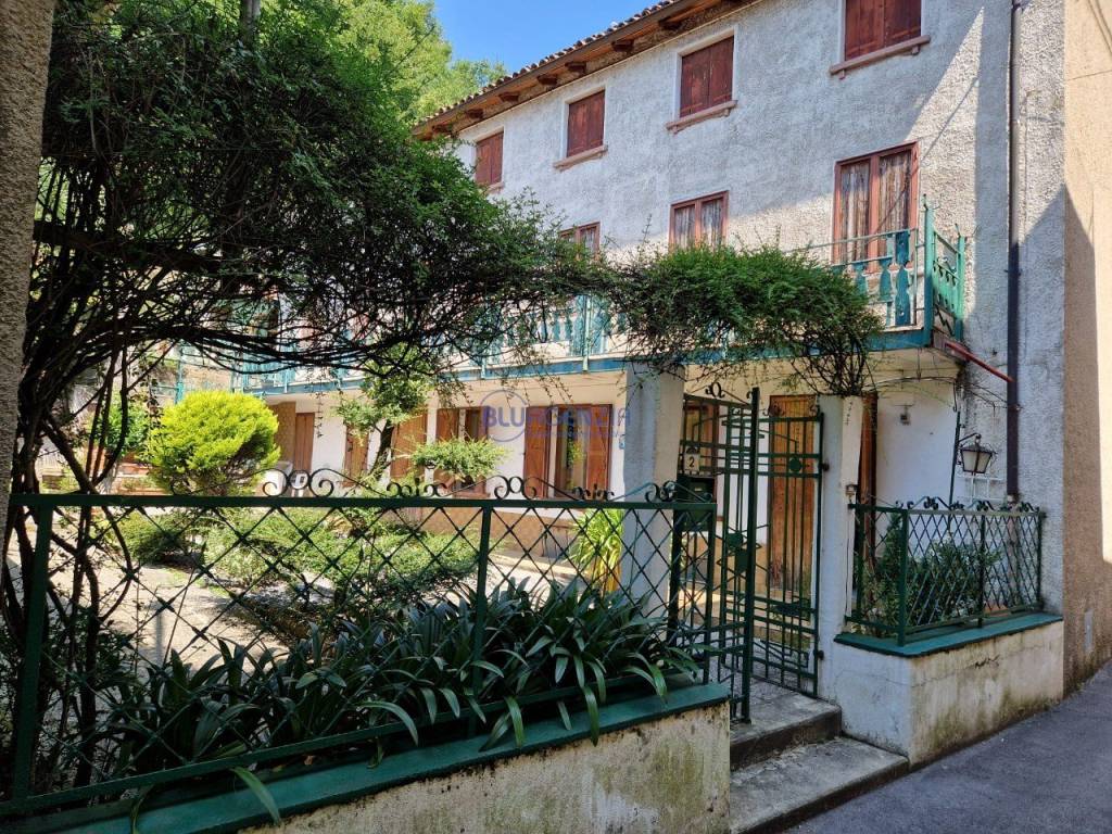 Villa a Piovene rocchette in VIA DEL MONTE, 2 - Foto 5