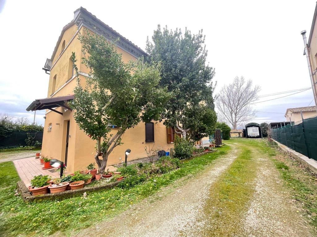 Casa indipendente a Jesi - Foto 2