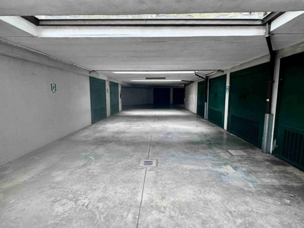 Box / garage a Bologna in Via Domenico Aimo, 8 - Foto 2
