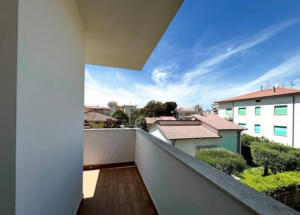 Appartamento a Camaiore in Via Ugo Foscolo, 155 - Foto 4