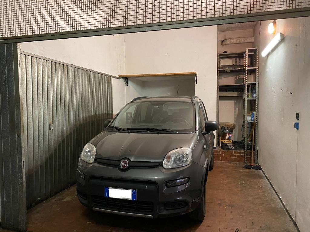 Box / garage a Genova in Corso Ferdinando Magellano - Foto 3