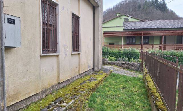 Immobile a Minucciano in Via della Chiesa-Gramolazzo - Foto 4