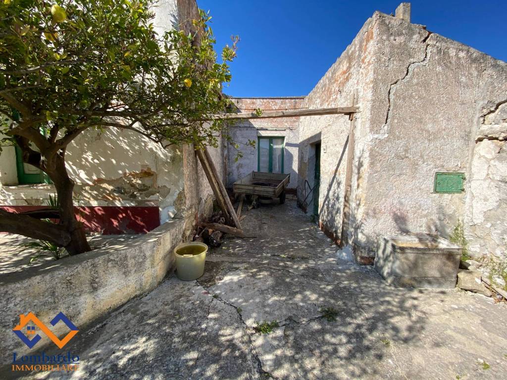 Villa a Castellammare del golfo in Via Vittorio Alfieri - Foto 3