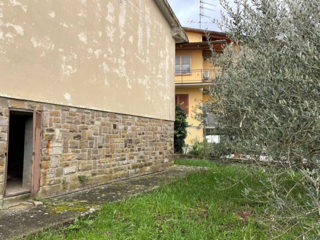Immobile a Laterina pergine valdarno in Via Dante Alighieri, 12 - Foto 3