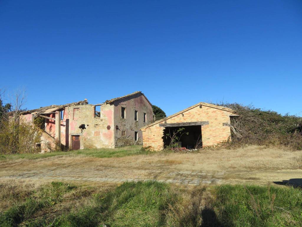 Rustico / casale a Treia in Contrada Santa Maria in Piana - Foto 3