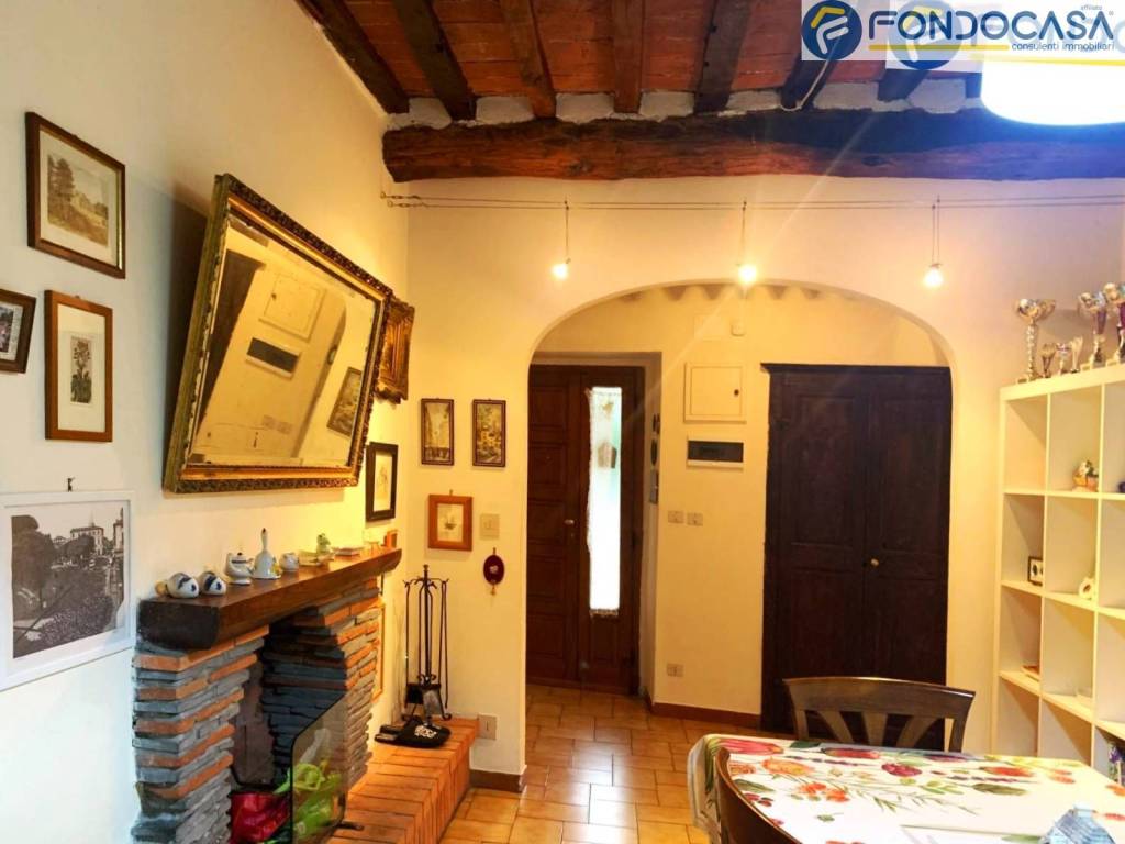 Villa a Seravezza in via bertuccio - Foto 2