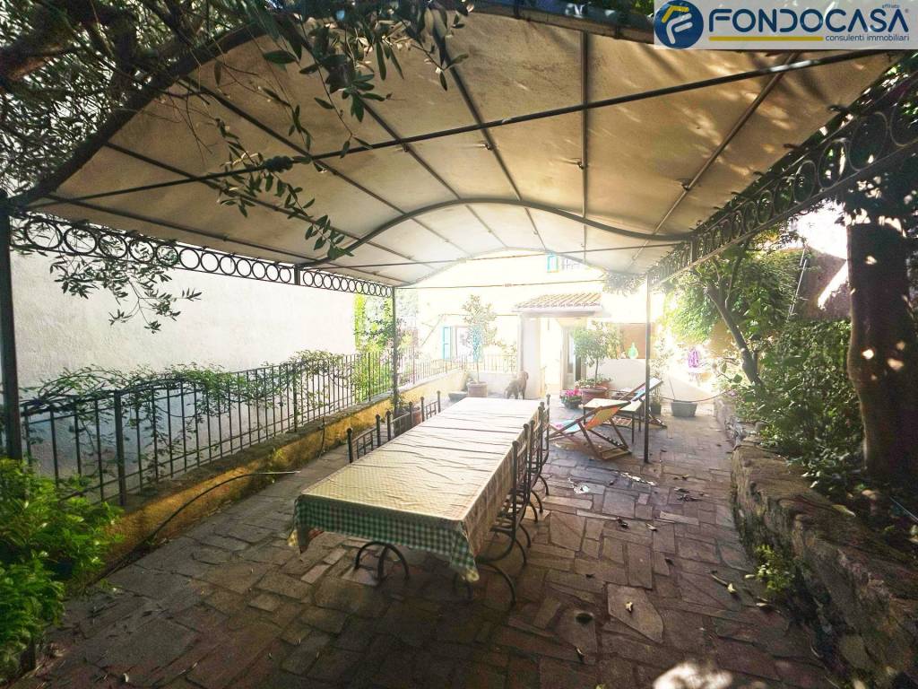 Villa a Seravezza in via bertuccio - Foto 3