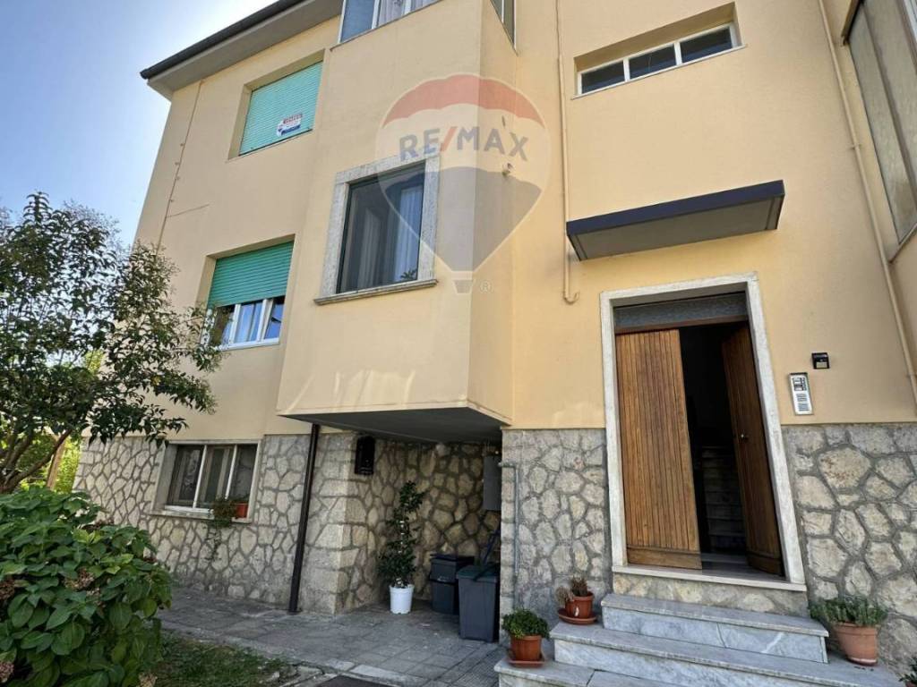 Appartamento a Rocchetta a volturno in Via Giuseppe Mazzini, 1 - Foto 4