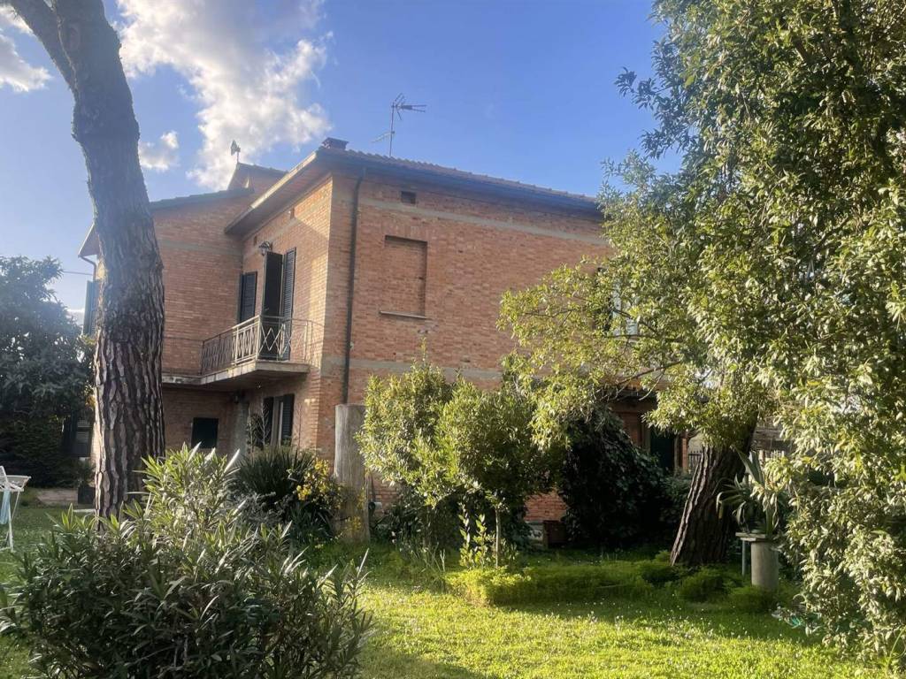 Casa indipendente a Castiglione del lago - Foto 2