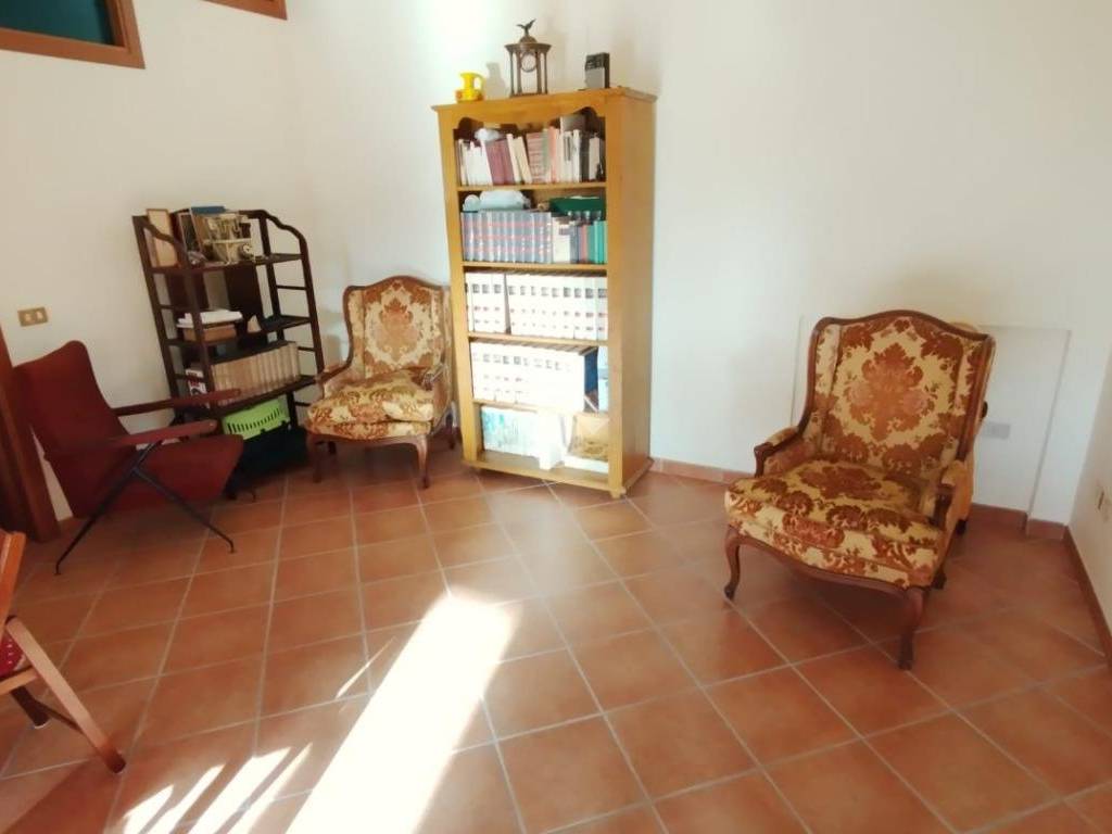 Villa a Cervaro in Via Colle di Fionda, 31 - Foto 3