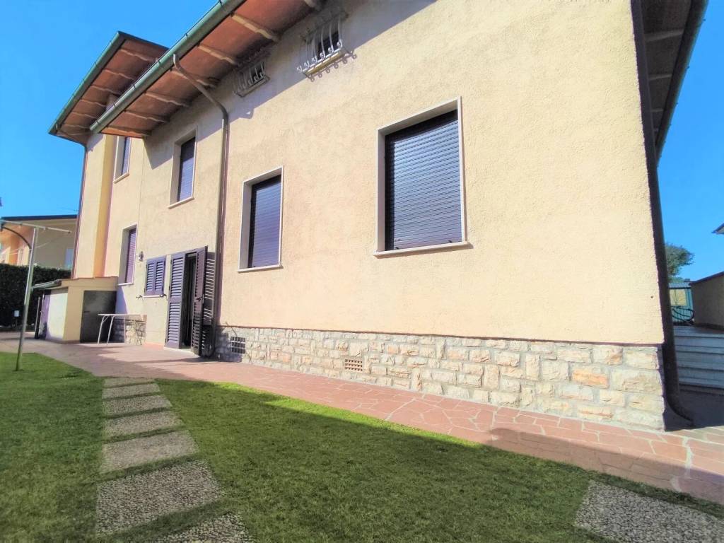 Villa a Pietrasanta in Via Eritrea, 23 - Foto 3