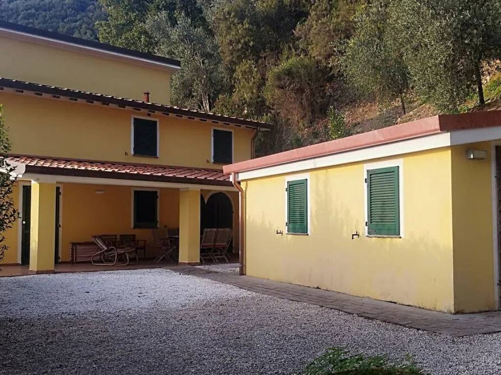 Villa a Camaiore in Strada Comunale di Nocchi - Foto 3