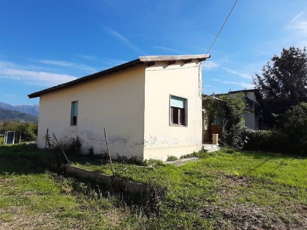 Villa a Camaiore in Via Dell' Olivella, 20 - Foto 2