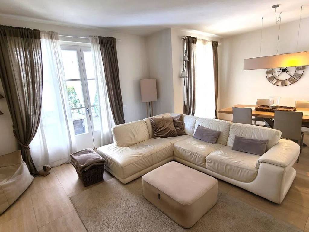 Villa a Pietrasanta in Via Umbria S.N.C. - Foto 3