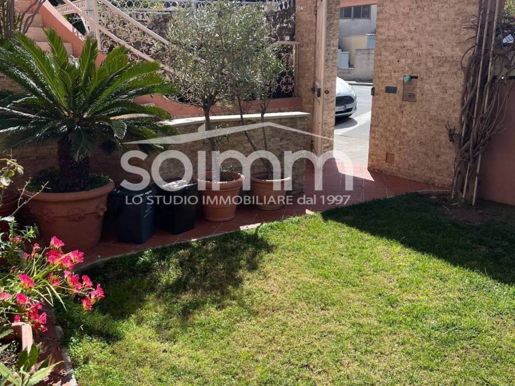 Villetta a schiera a Quartu sant'elena in via Brigata Sassari, 66 - Foto 2
