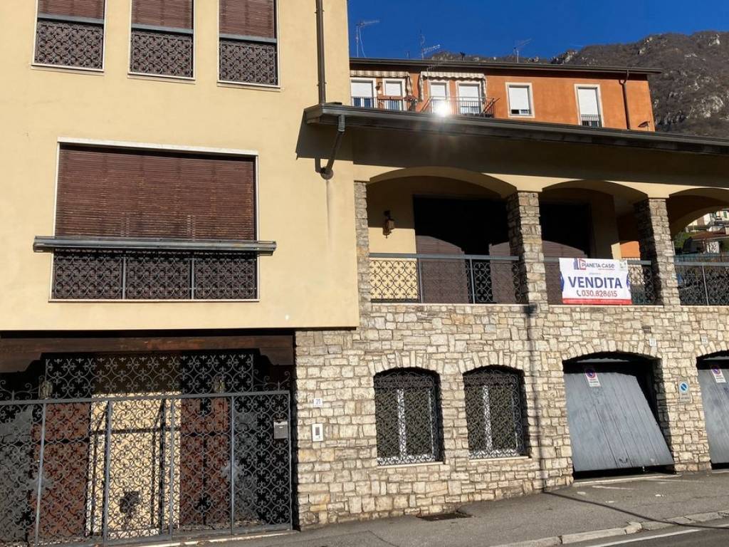 Appartamento a Lumezzane in Via Monsignor Bonifacio Bertoli - Foto 2
