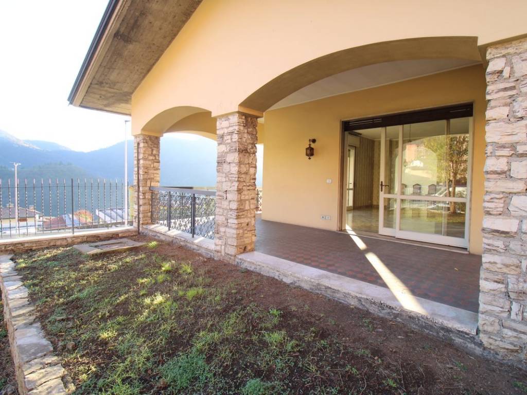 Villa a Lumezzane in Via Monsignor Bonifacio Bertoli - Foto 4