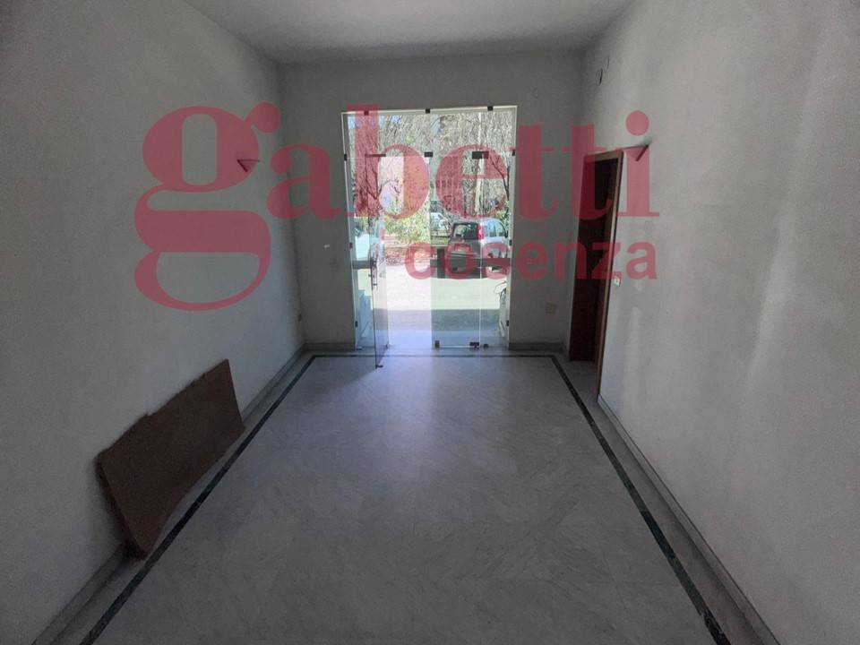 Appartamento a Cosenza in Cosenza via Cavalcanti , 9 - Foto 2