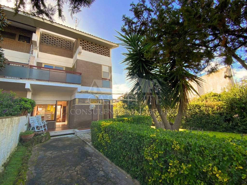 Villa a Ardea in Via Agamennone, 66 - Foto 3