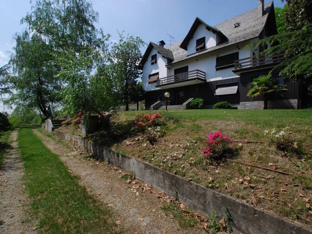 Villa a Arona in Via Gianni Vignola 15 - Foto 5