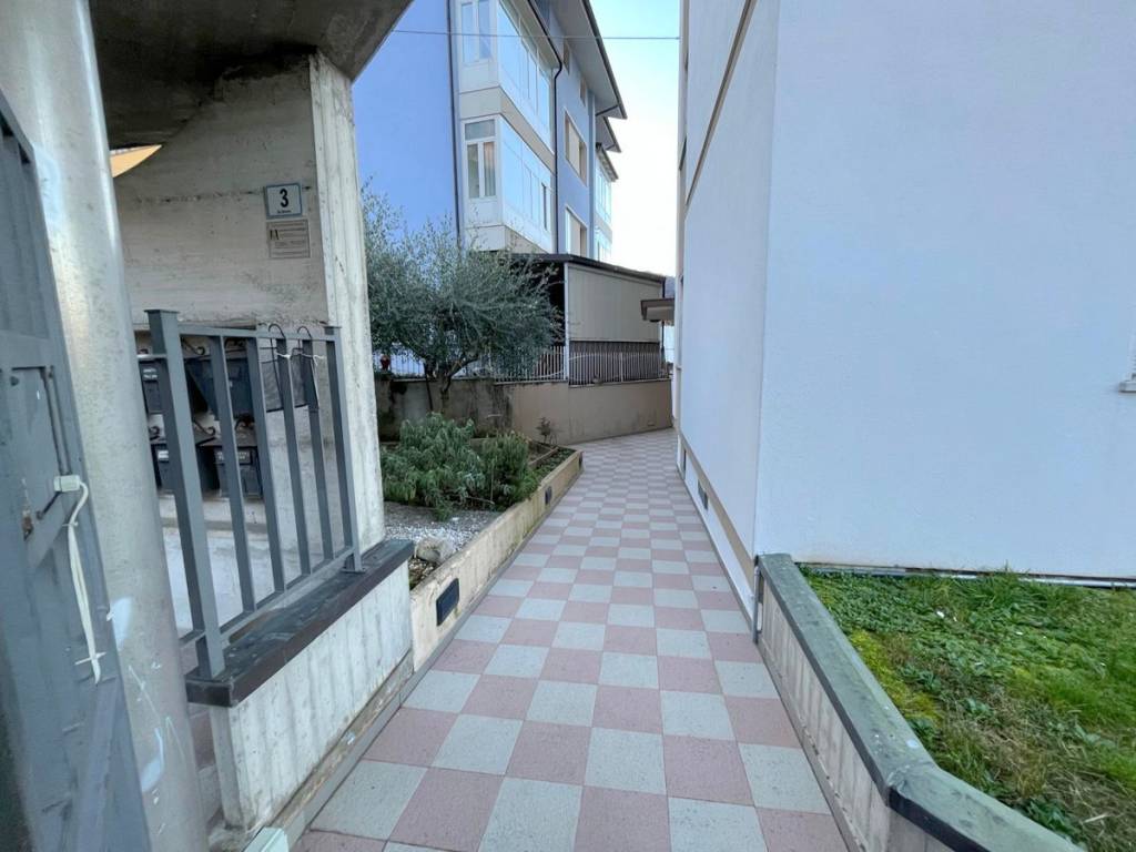 Appartamento a Lumezzane in Via Brenta - Foto 2