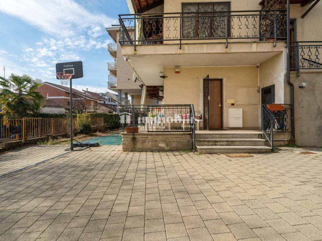 Villa a Collegno in Via Bruno Buozzi, 17 - Foto 5