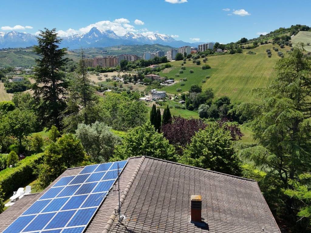 Villa a Teramo in Via Domenico Ciccarelli, 30 - Foto 3
