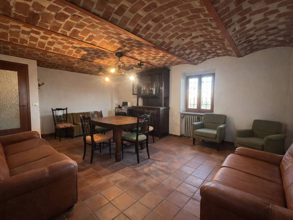 Rustico / casale a Rocca d'arazzo in Via Giuseppe Garibaldi - Foto 2
