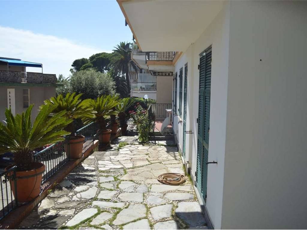 Appartamento a Zoagli in Via Sem Benelli - Foto 2