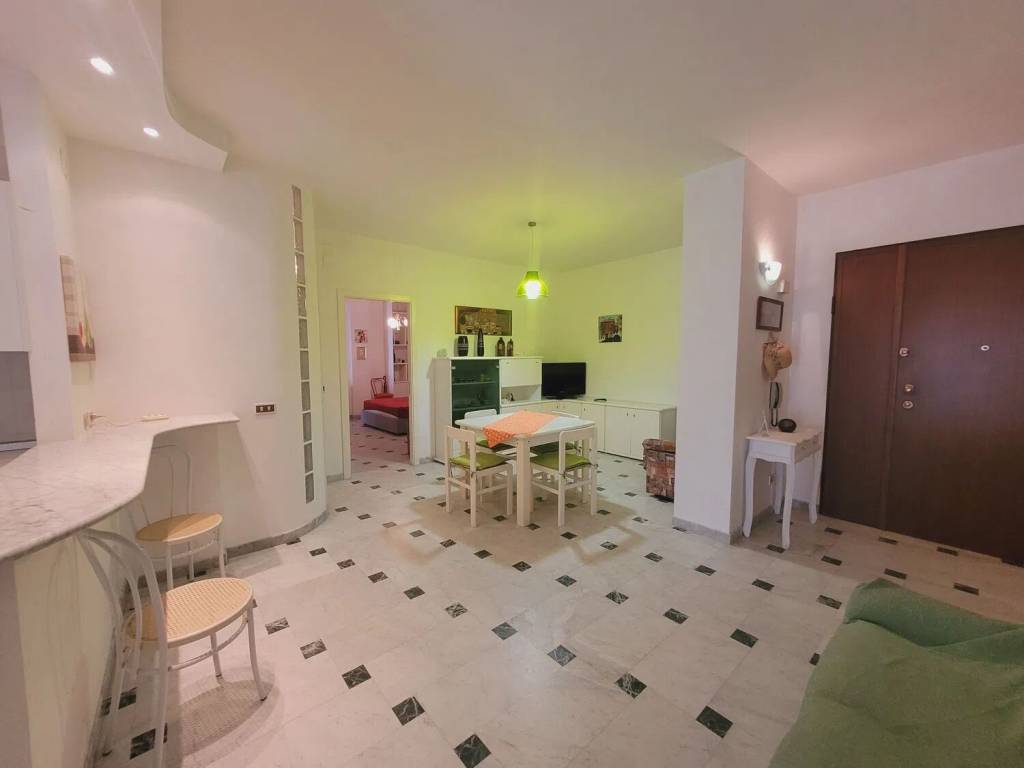Appartamento a Vieste in Via Giovanni Spadolini - Foto 2