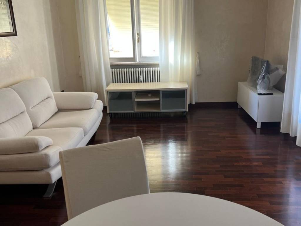 Appartamento a Parma in Via Giulio e Guido Carmignani - Foto 3