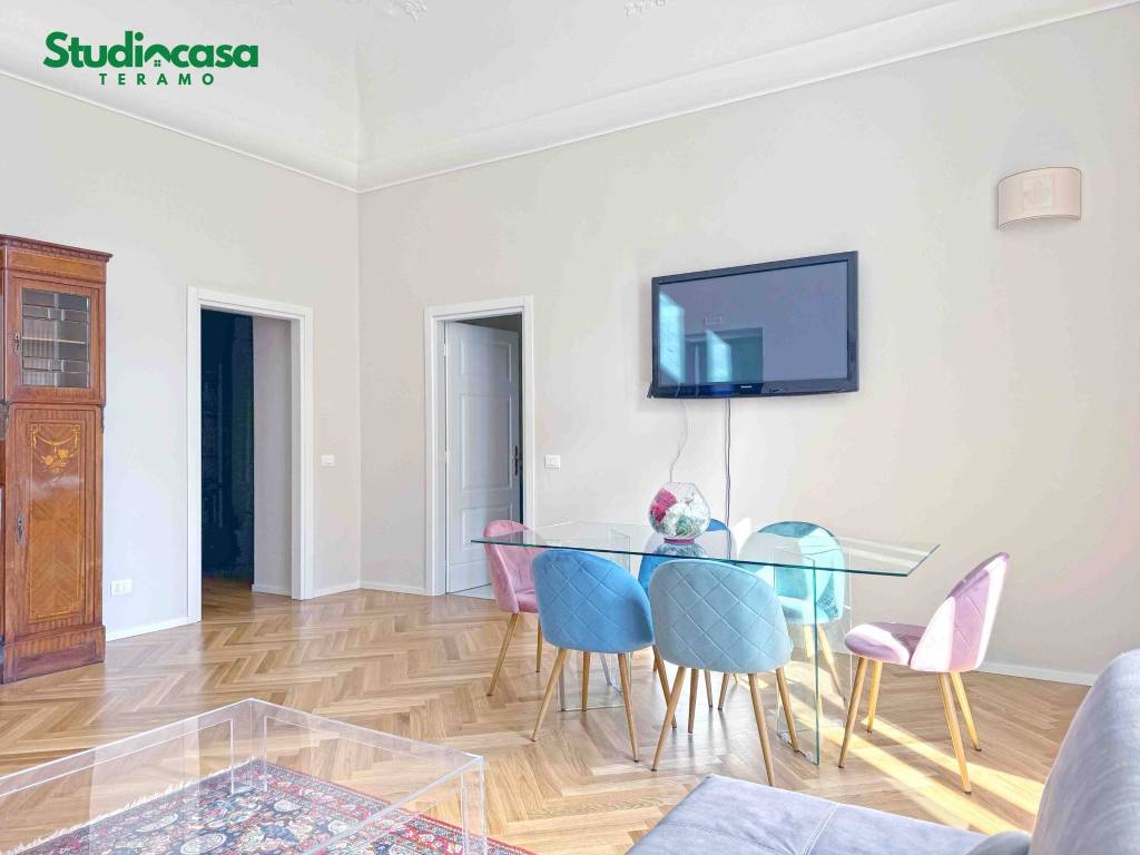 Appartamento a Teramo in Viale Giuseppe Mazzini - Foto 3