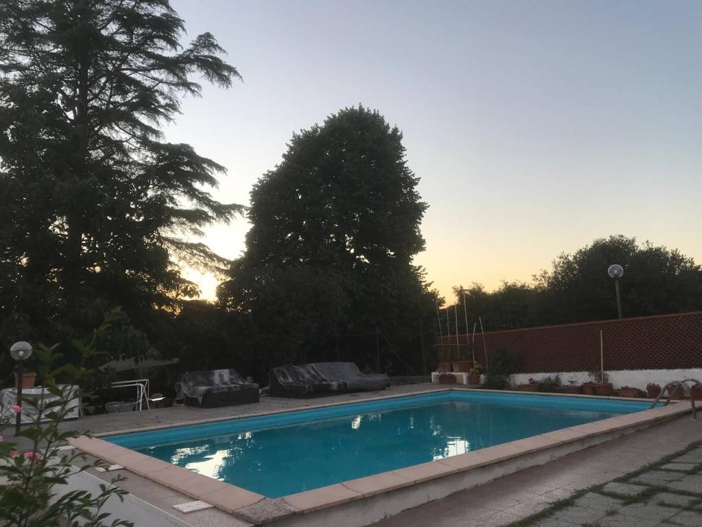 Villa a Palombara sabina in Strada della Neve - Foto 5