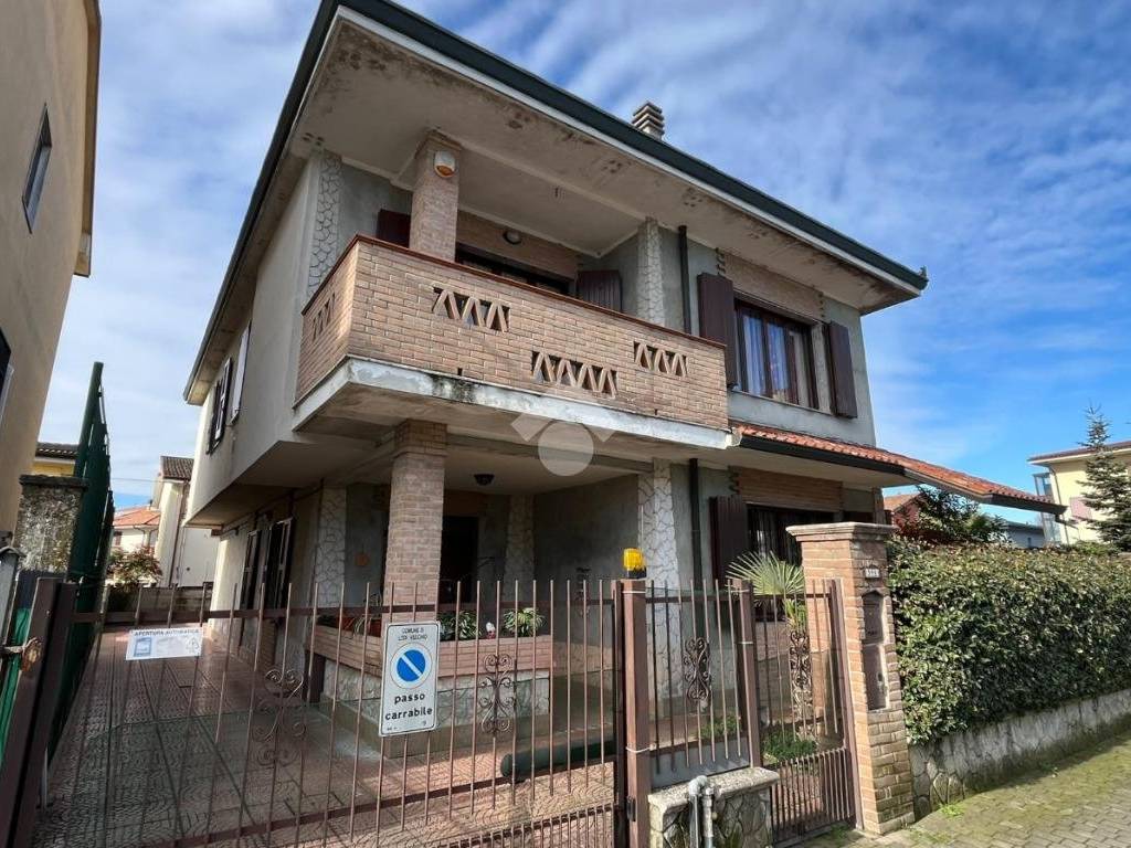 Appartamento a Lodi vecchio in Via Roma, 59 - Foto 3