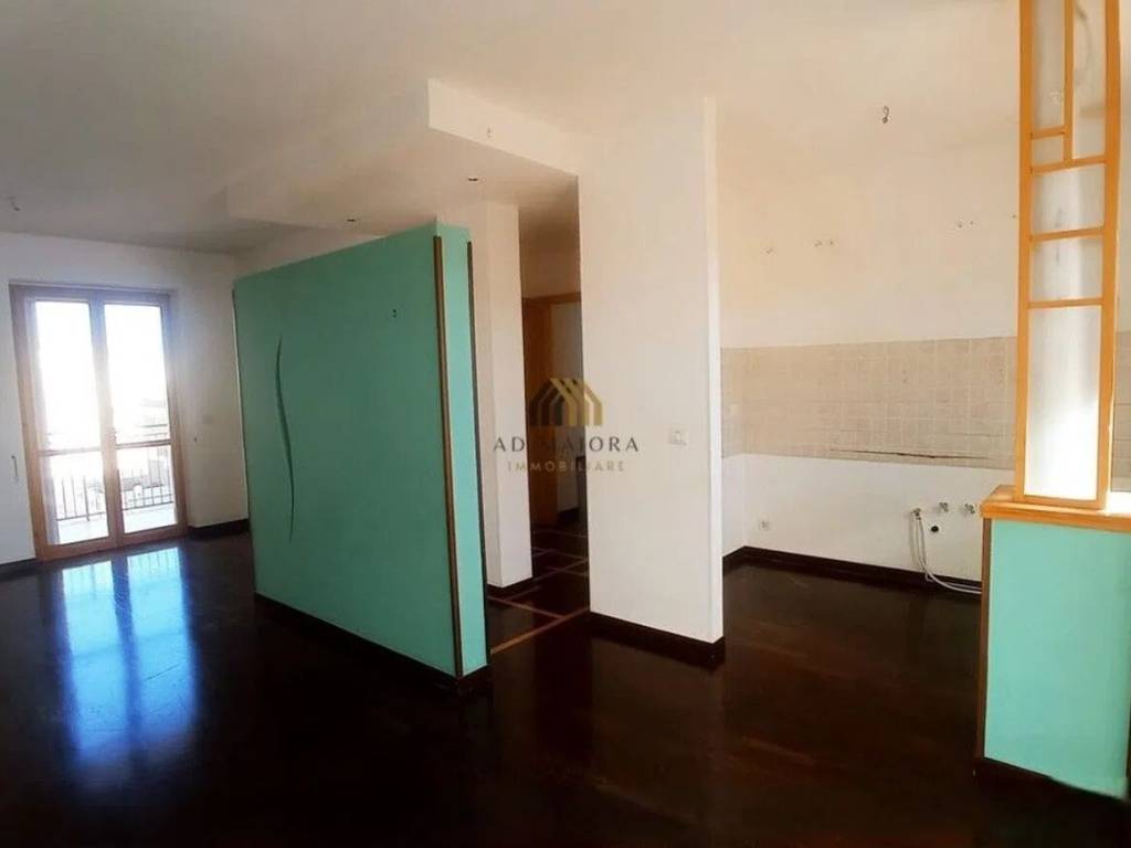 Appartamento a Bitonto in Via Parallela Traiàna - Foto 4