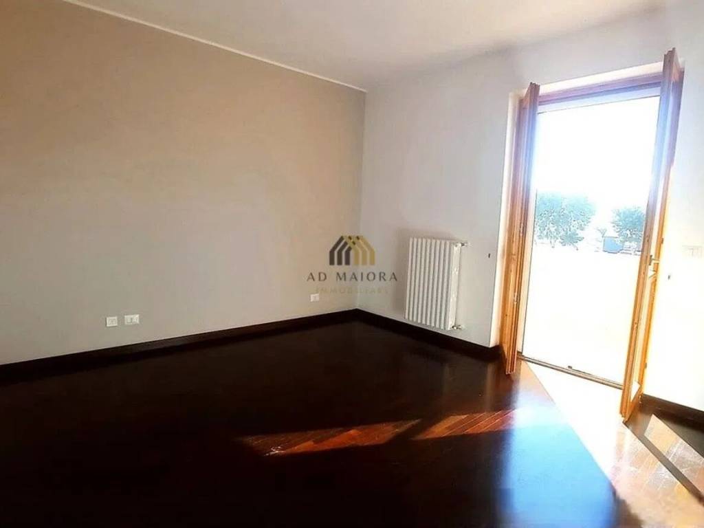 Appartamento a Bitonto in Via Parallela Traiàna - Foto 5