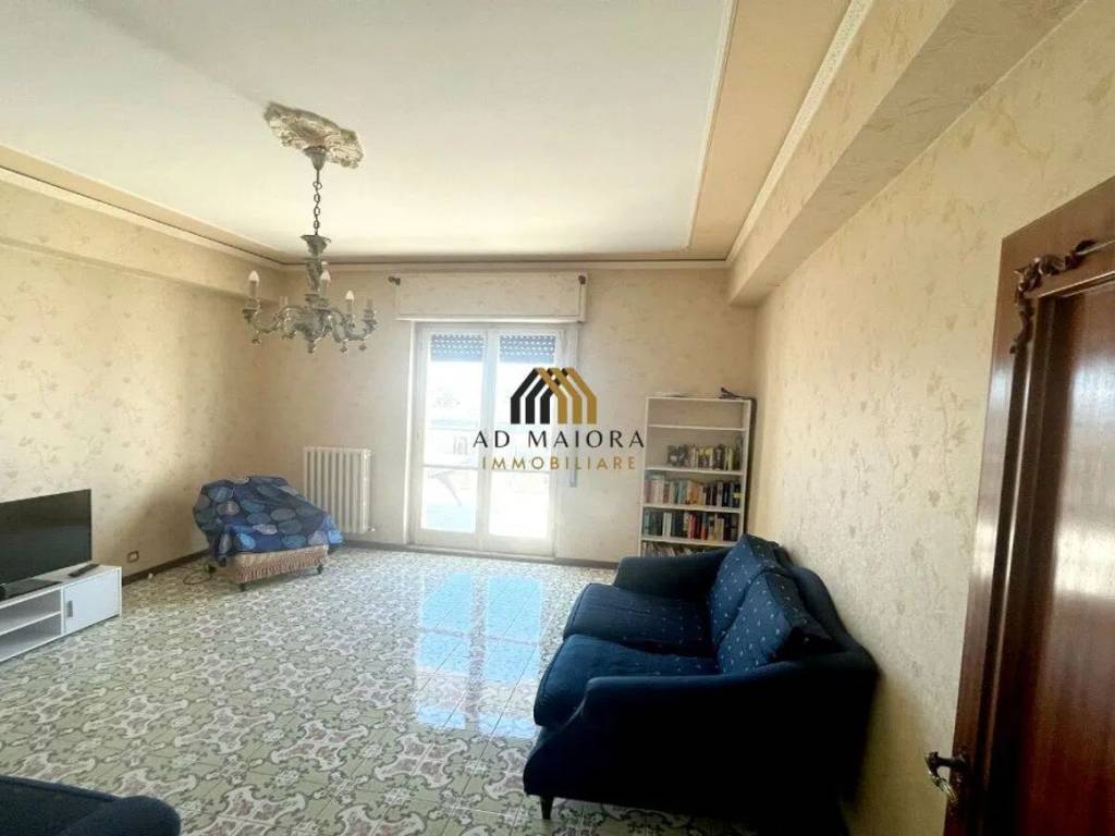 Appartamento a Bitonto in Piazza Partigiani D'Italia, 5 - Foto 3